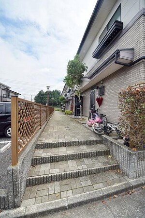 フェアリーズガーデン入西の物件内観写真